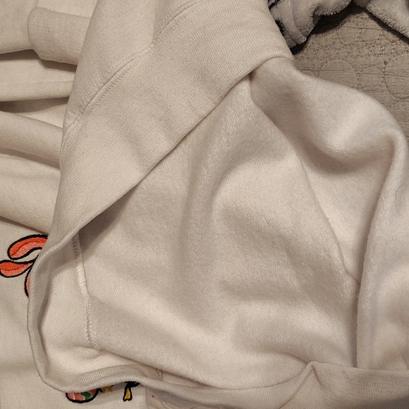 Snoopy Crewneck - Picture 5 of 6